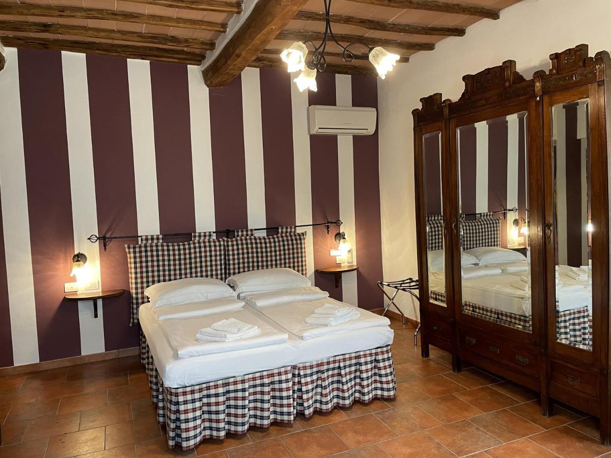 Agriturismo Il Poggiarello Siena Exterior photo