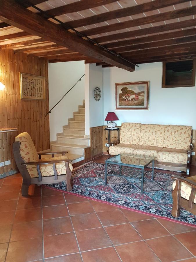 Agriturismo Il Poggiarello Siena Exterior photo