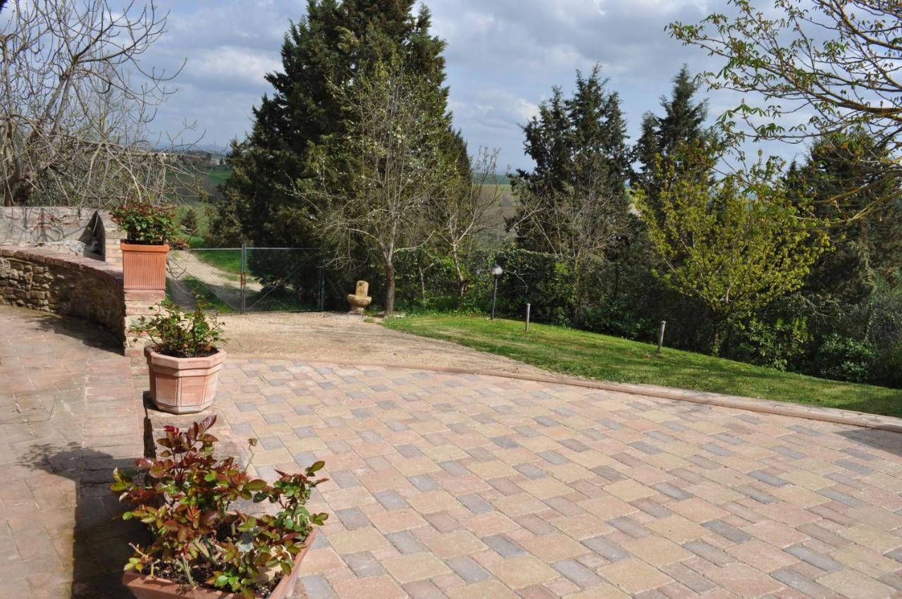 Agriturismo Il Poggiarello Siena Exterior photo